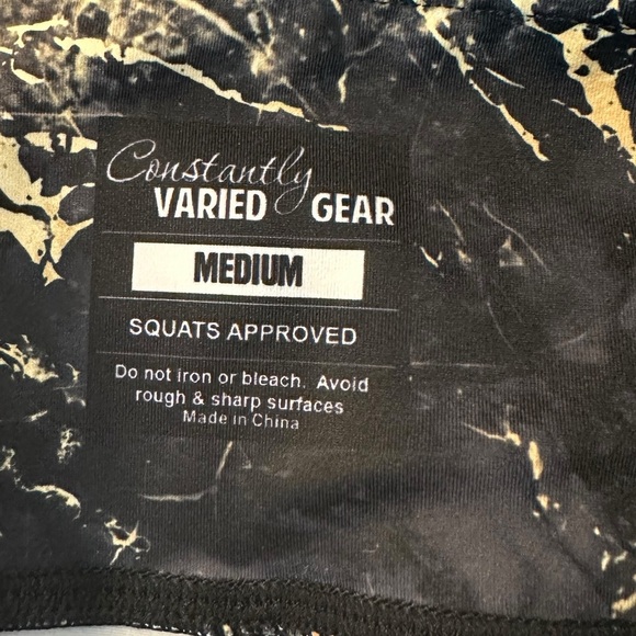 CVG GOLD MARBLE LEGGINGS size M - Picture 4 of 6